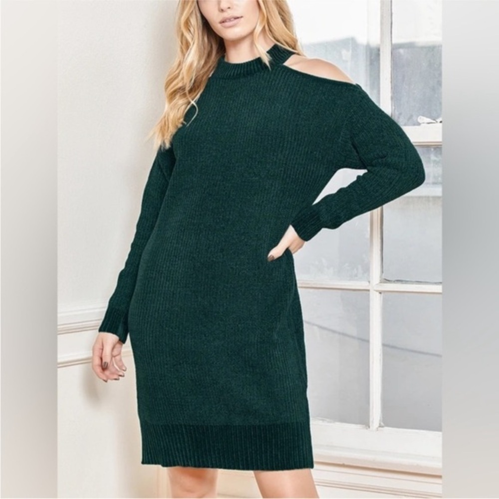 Lulus Cozy‎ Scene Emerald Green Chenille Cold Shoulder Sweater Dress Medium